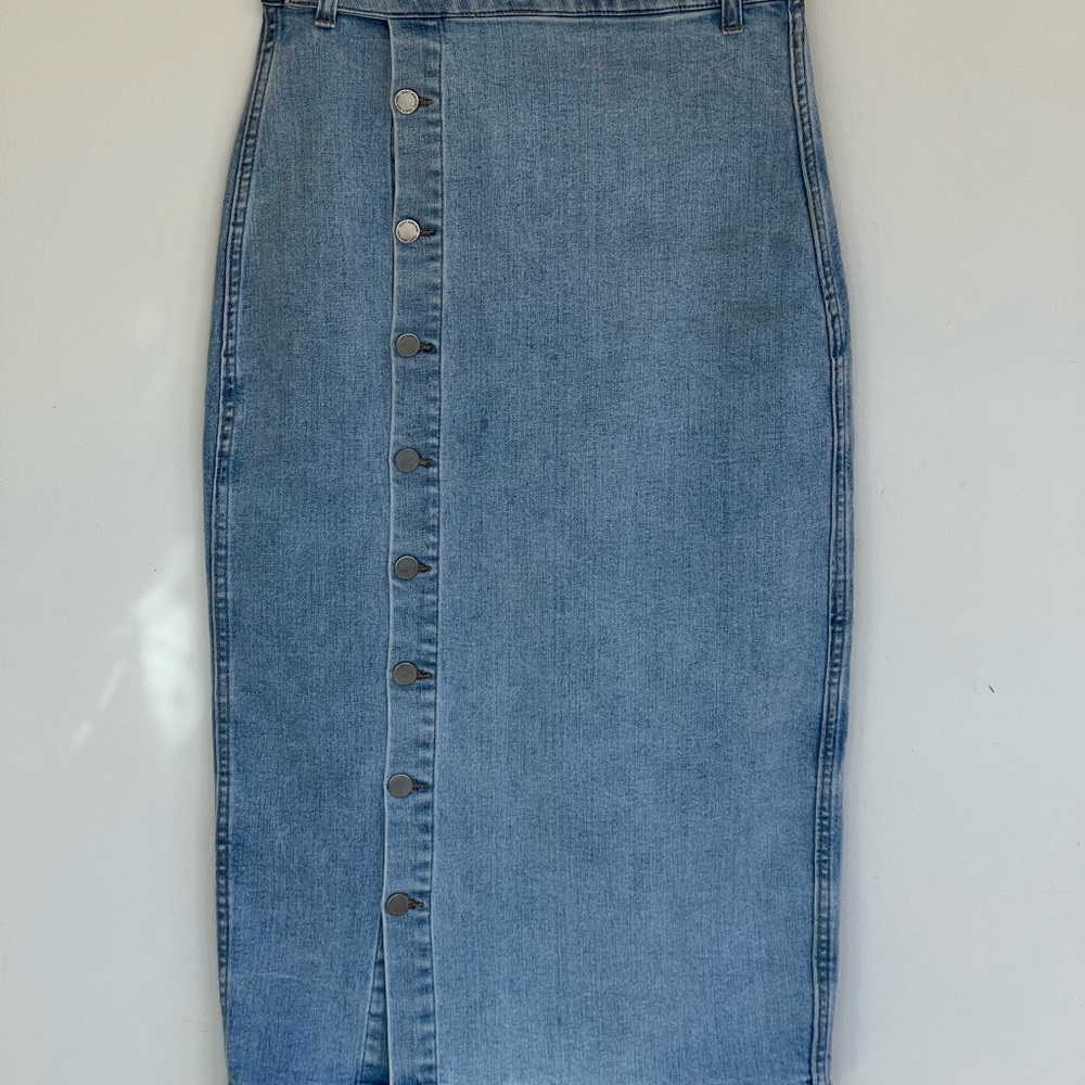 Oat Button-Front Denim Midi Skirt